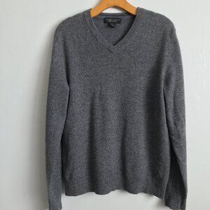 THE MENS STORE CASHMERE SWEATER GRAY V NECK LONG SLEEVE PULLOVER MEDIUM